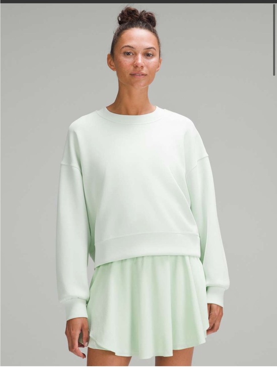 lululemon athletica Sweaters - Lululemon Softstreme Perfectly Oversized Cropped Crew in Kohlrabi Green Sz 10